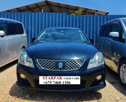 Toyota Crown 2010
